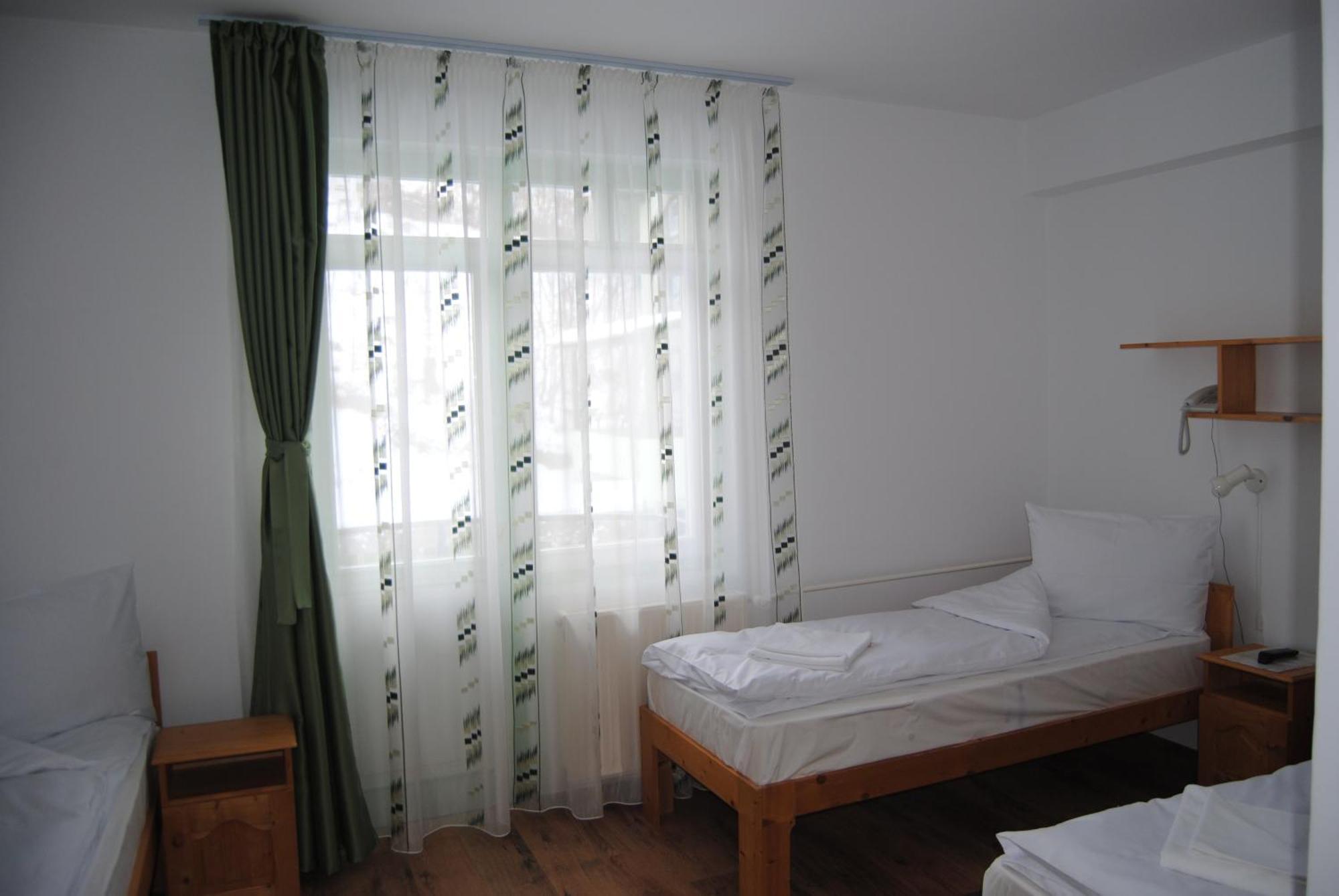 Hostel Teleki Sovata Exterior photo